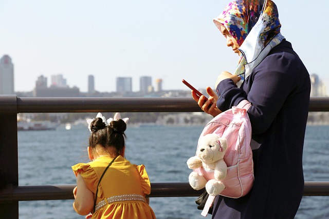 mother-and-daughter-6585139_640.jpg