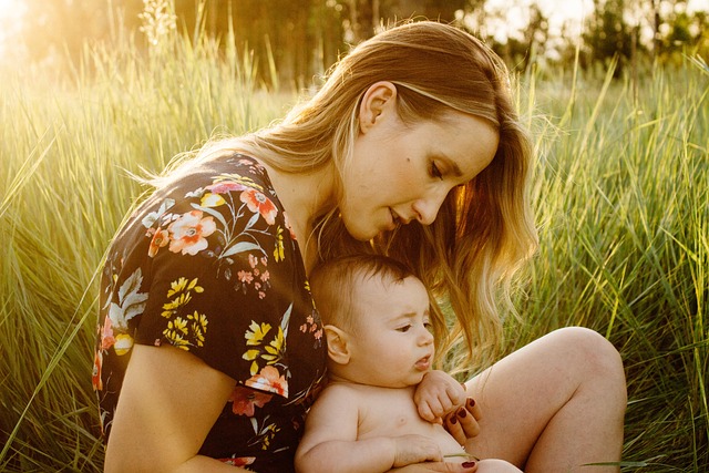 mother-1851485_640.jpg