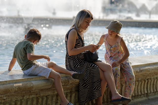 family-7244468_640.jpg